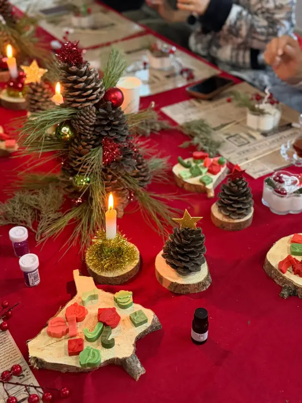 Aydınlık Yarınlar anaokulu - veliler ve çocuklar müzik atölyesinde